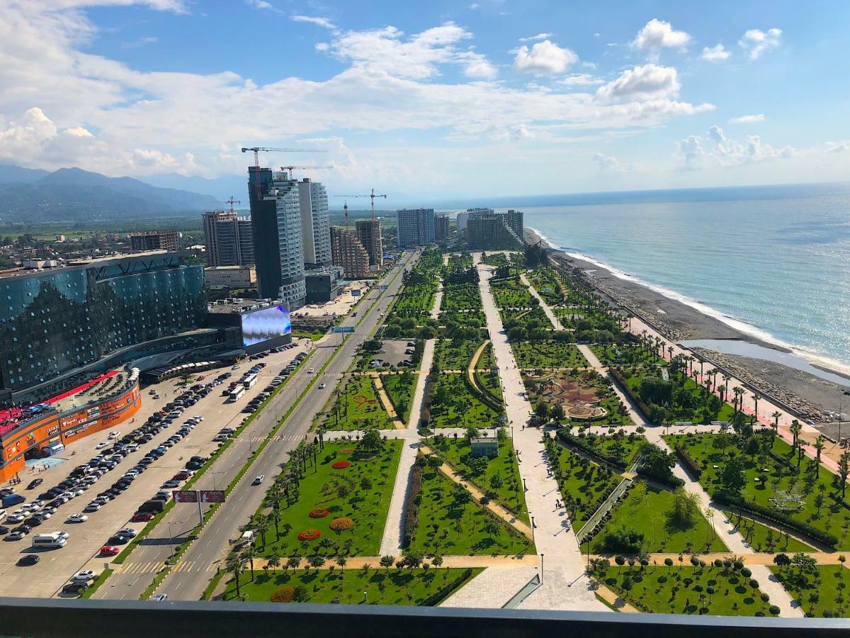 Orbi Beach Tower Aparts Batumi Exterior photo